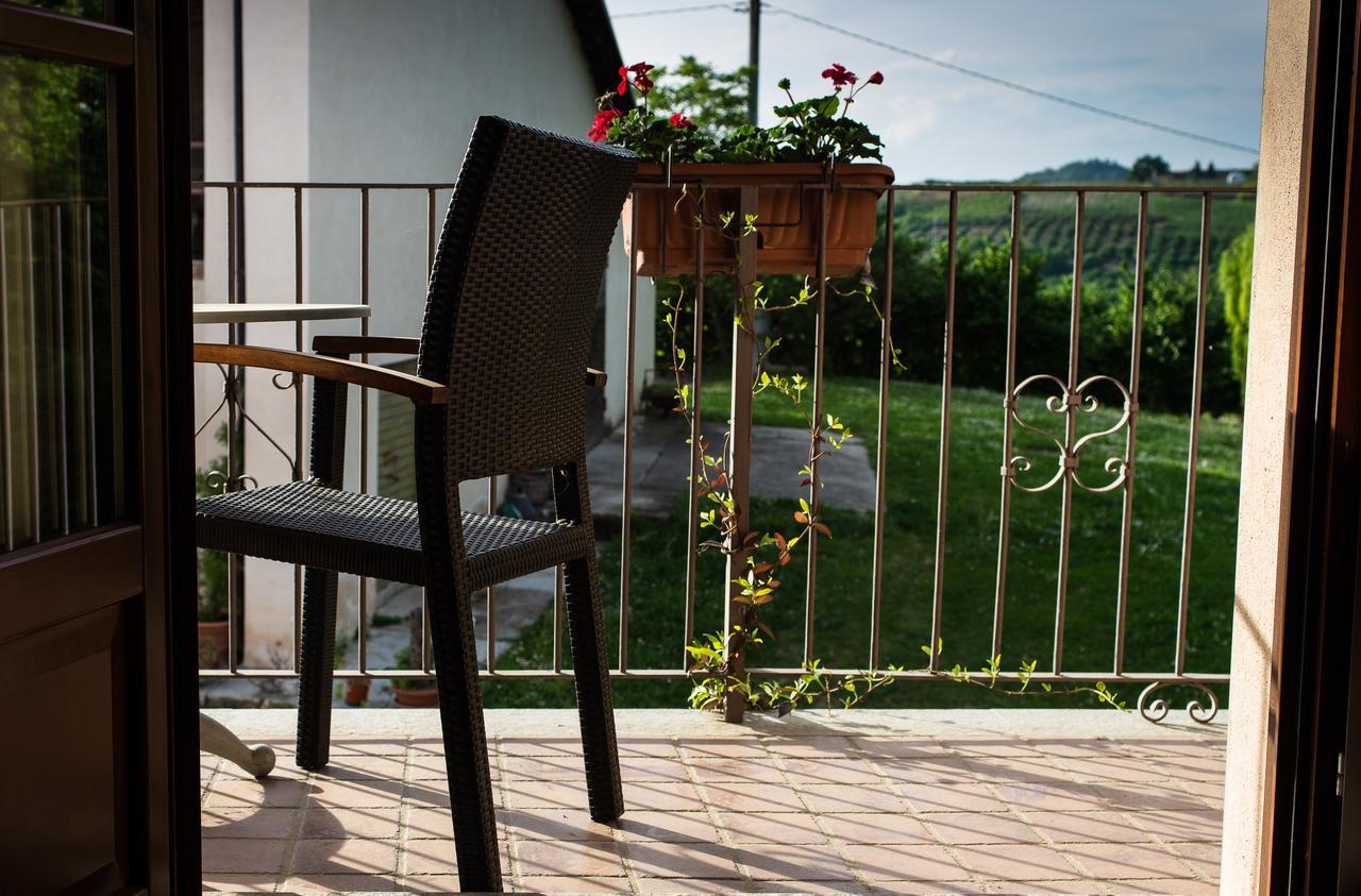 La Madonnina Agriturismo Dore ألبا المظهر الخارجي الصورة